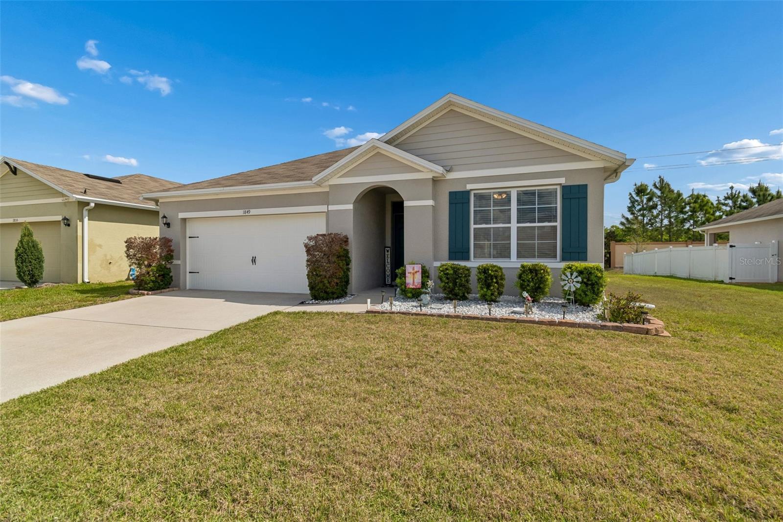 1849 Pristine Loop, FL