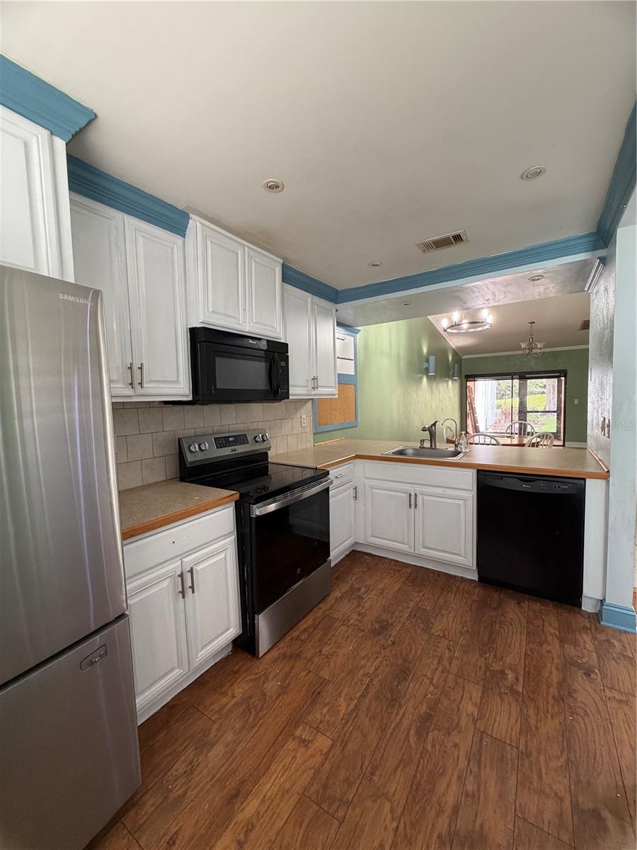 441 Prestwick Place, FL