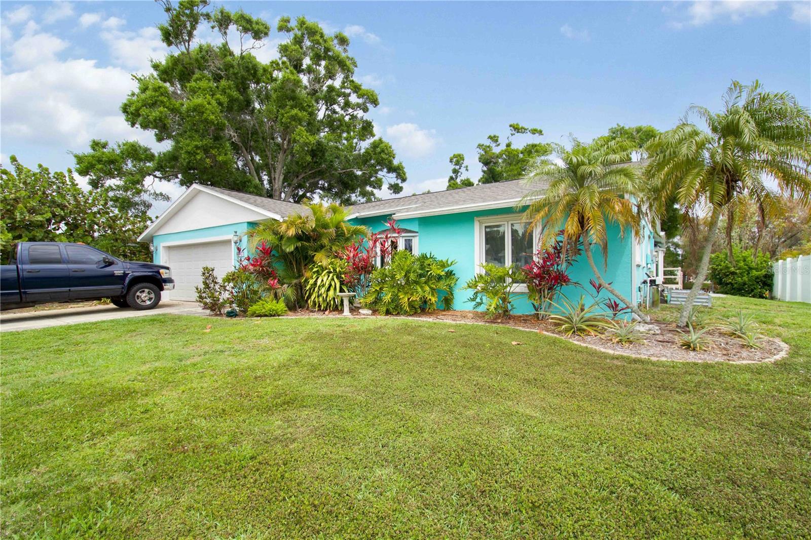 907 69th Street, FL