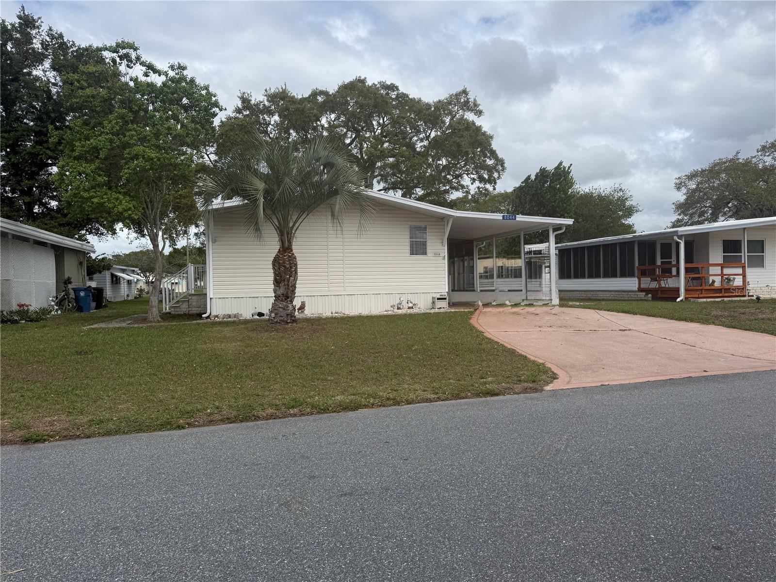 8044 Western Circle Drive, FL