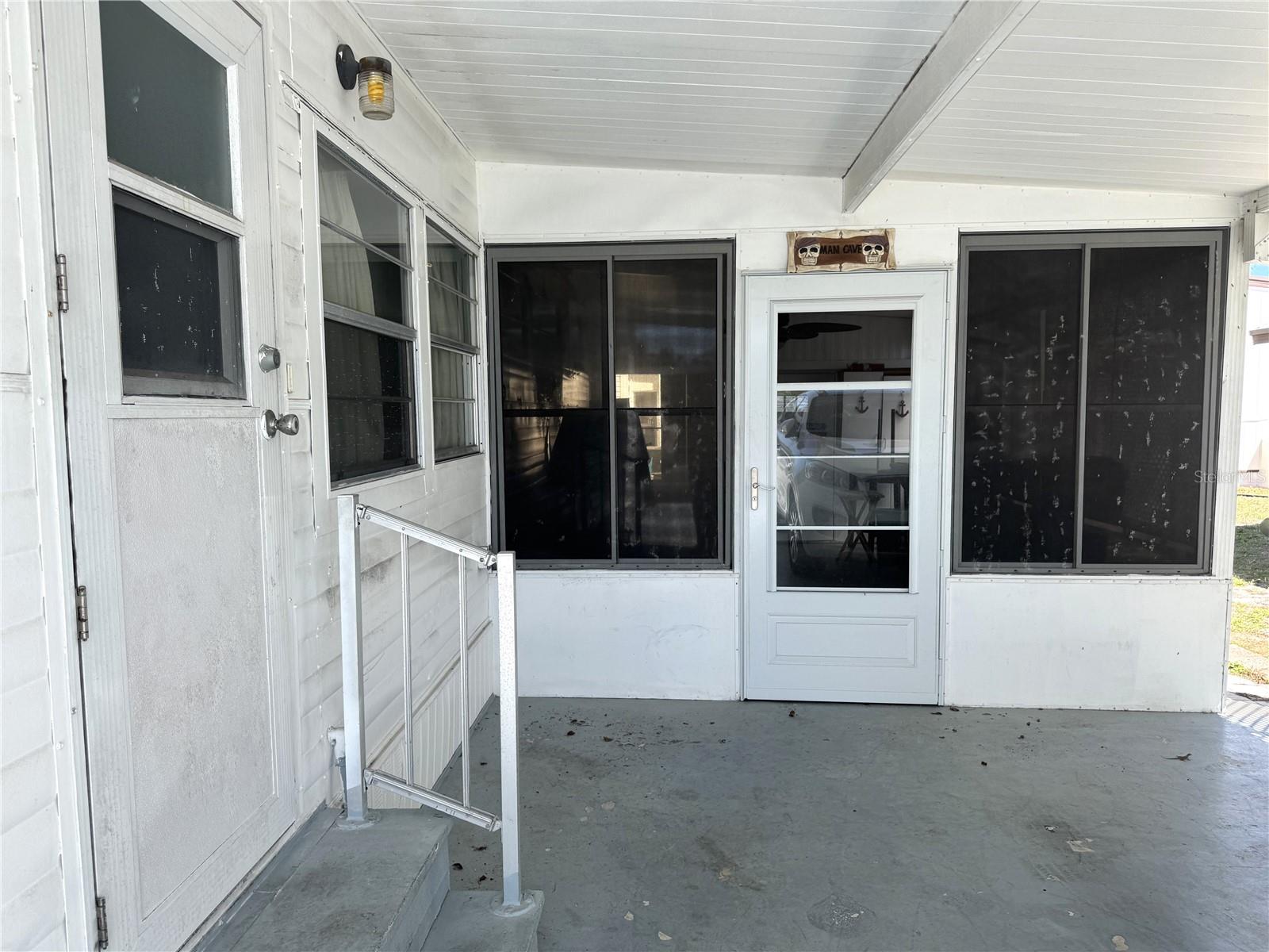 254 Southwinds Drive, FL