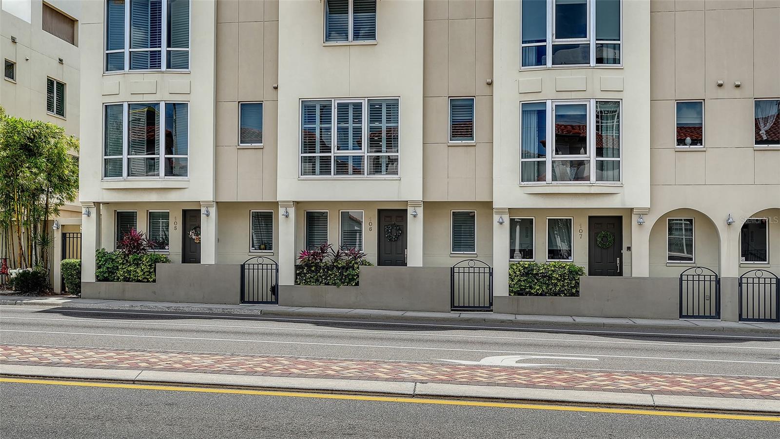 235 Cocoanut Avenue, FL