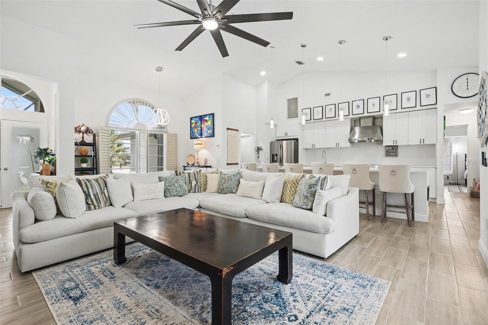 301 Gold Tree, FL