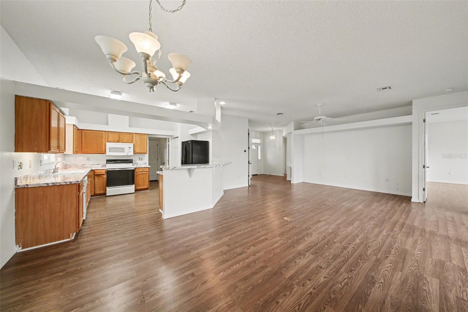 512 Grand Vista Trail, FL