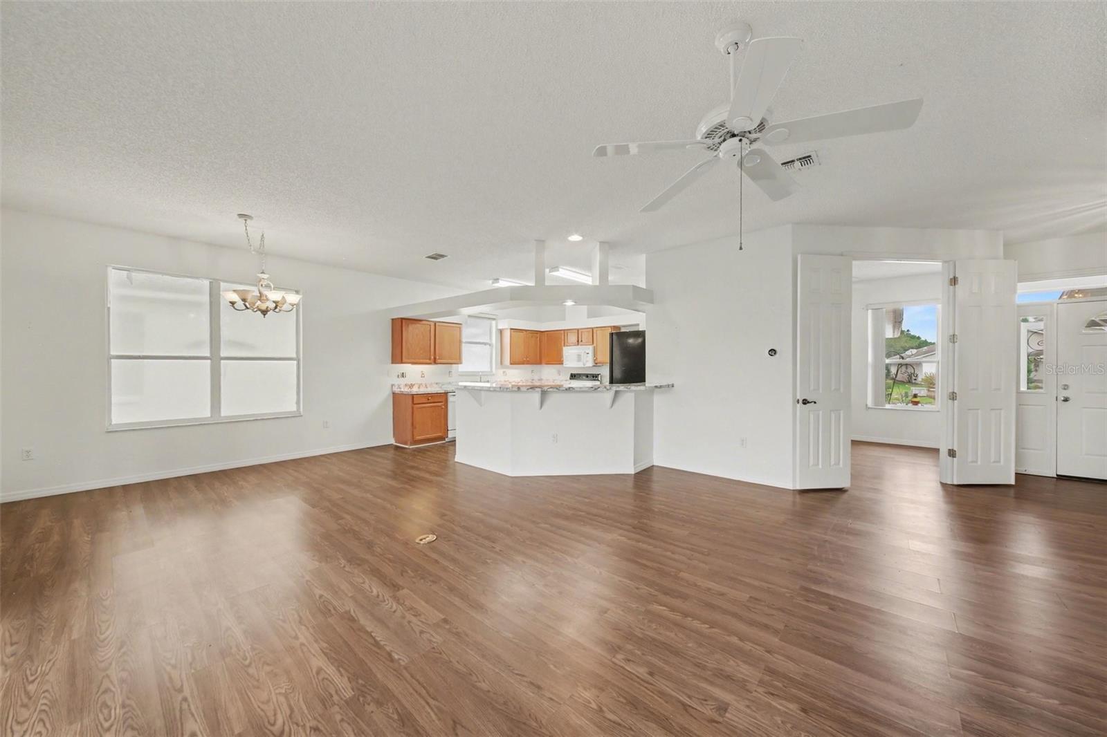 512 Grand Vista Trail, FL
