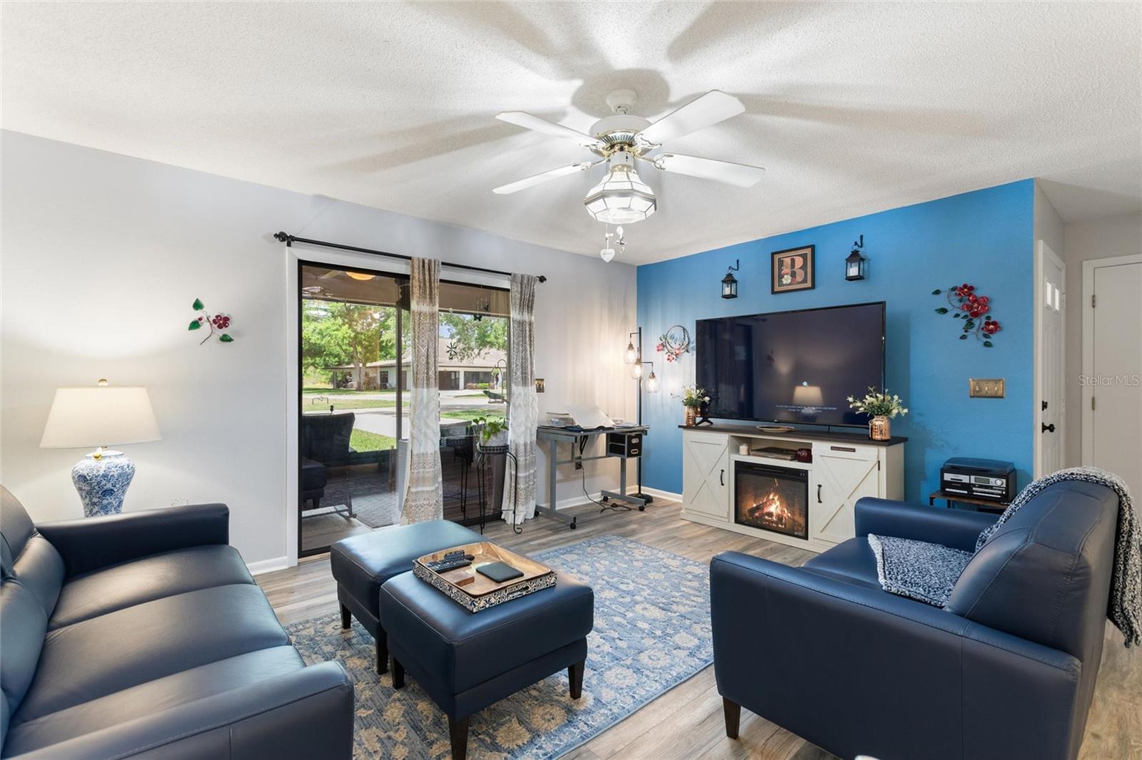 302 Genesis Pointe Drive, FL