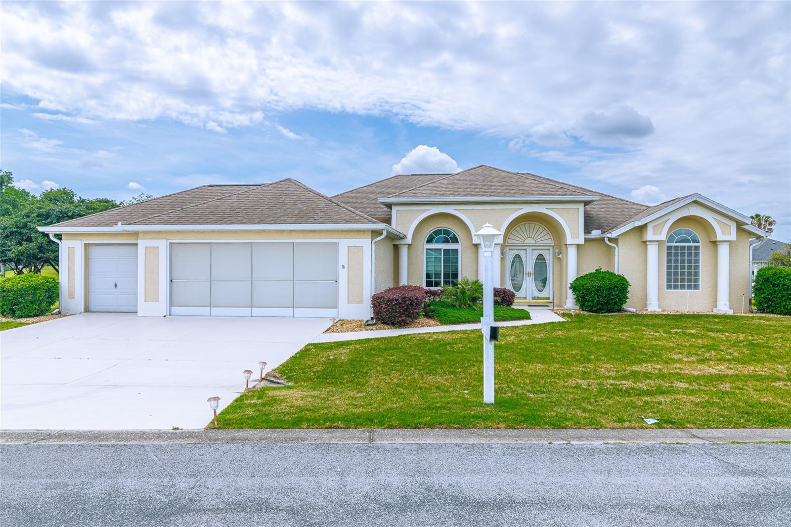 2020 50th Circle, FL