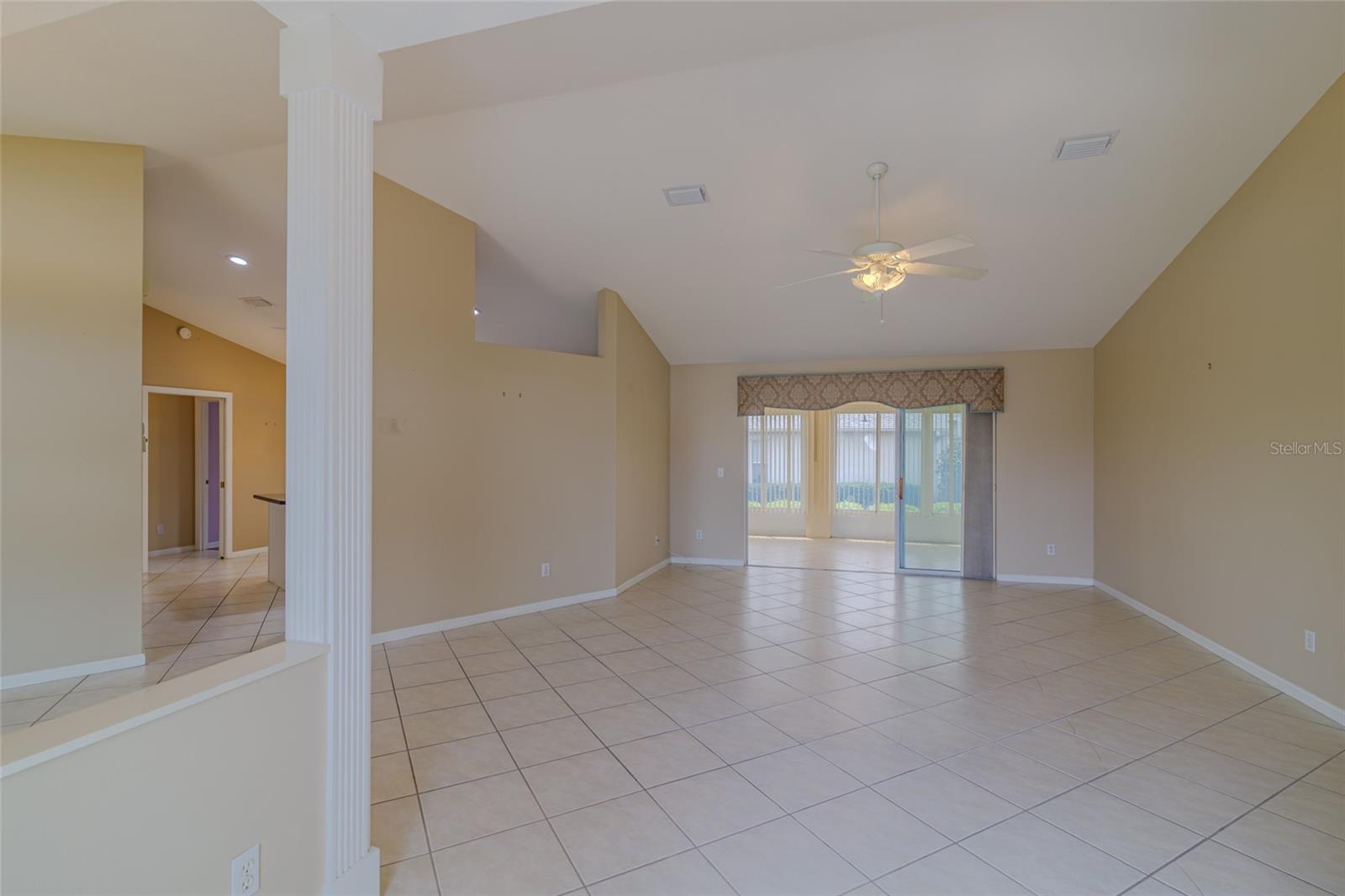 2020 50th Circle, FL