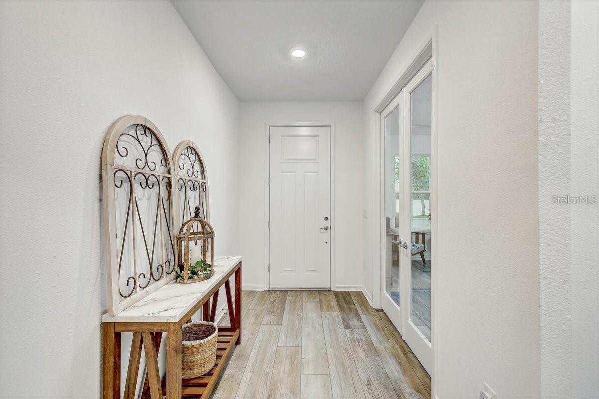 2824 Quail Crest Court, FL