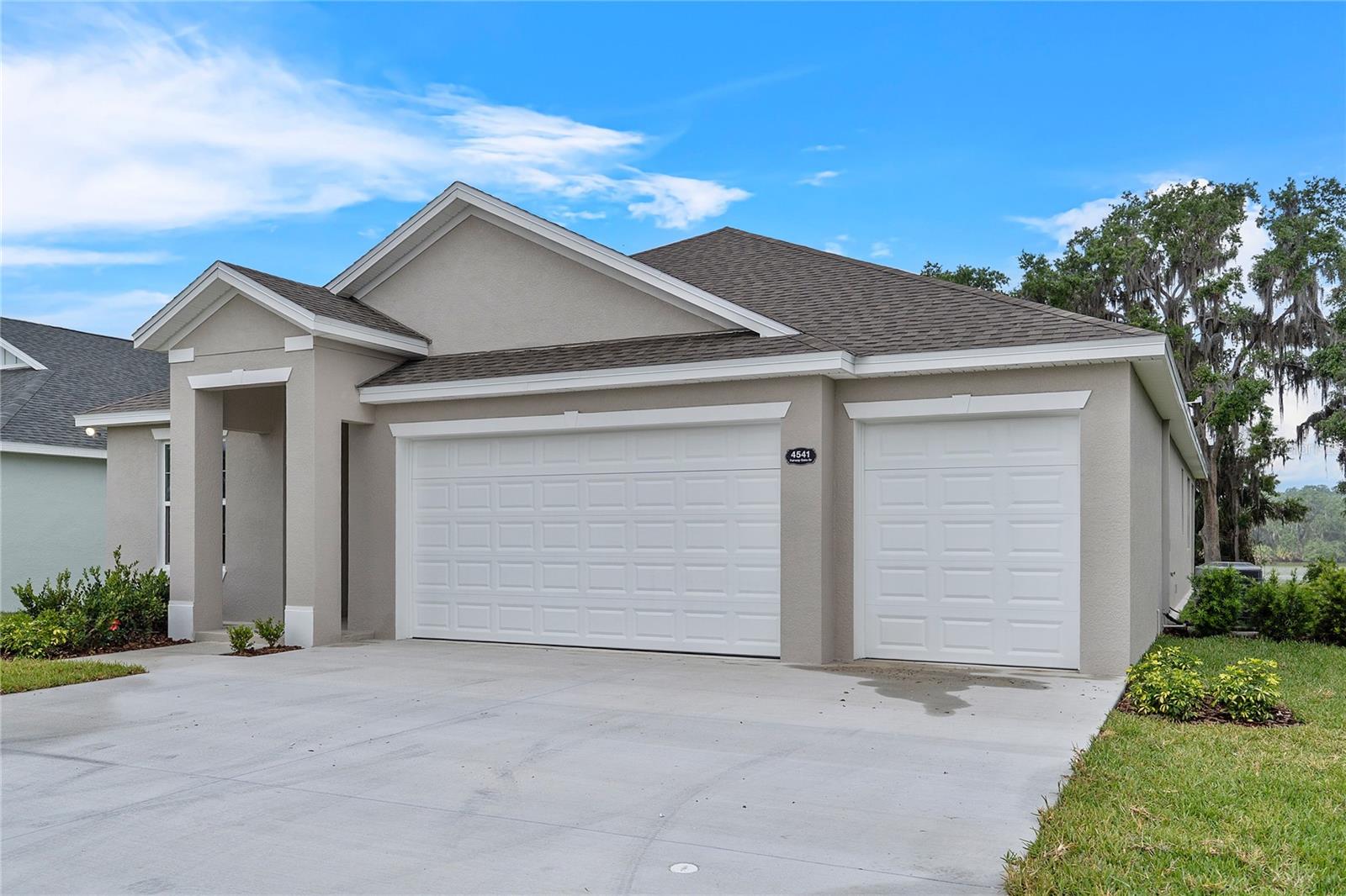 4541 Fairway Oaks Drive, FL
