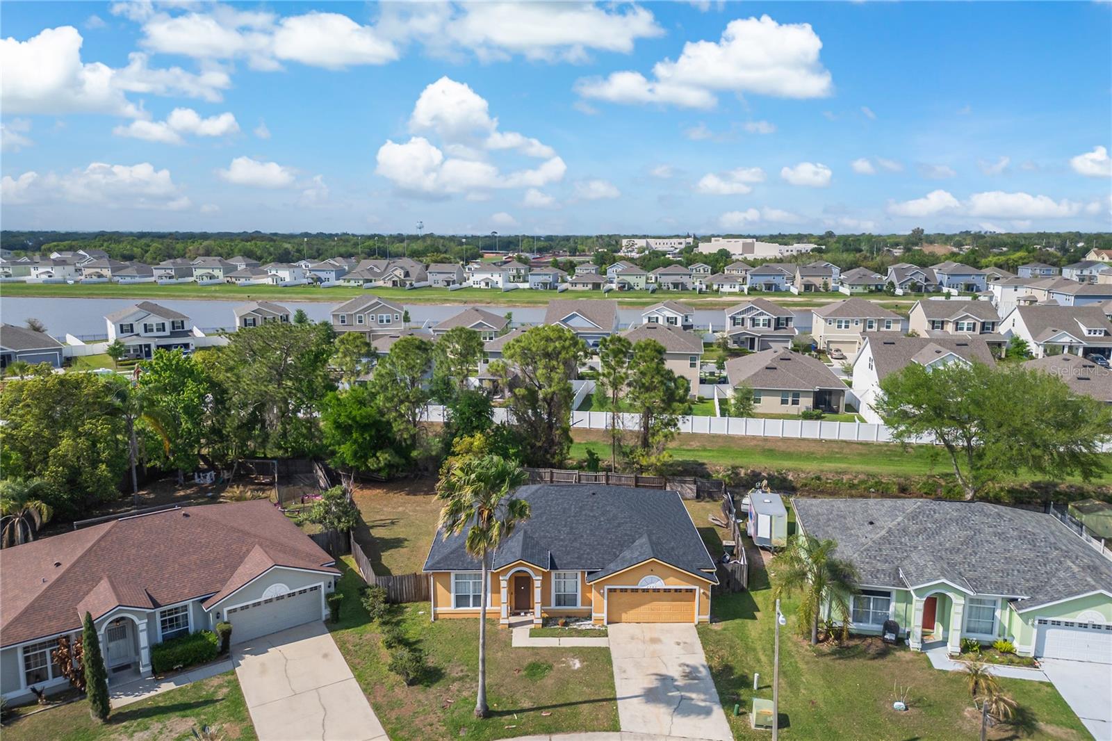 2782 Andes Way, FL