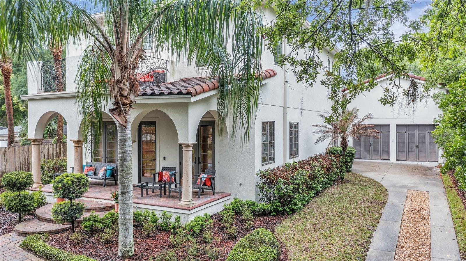18 Celia Lane, FL