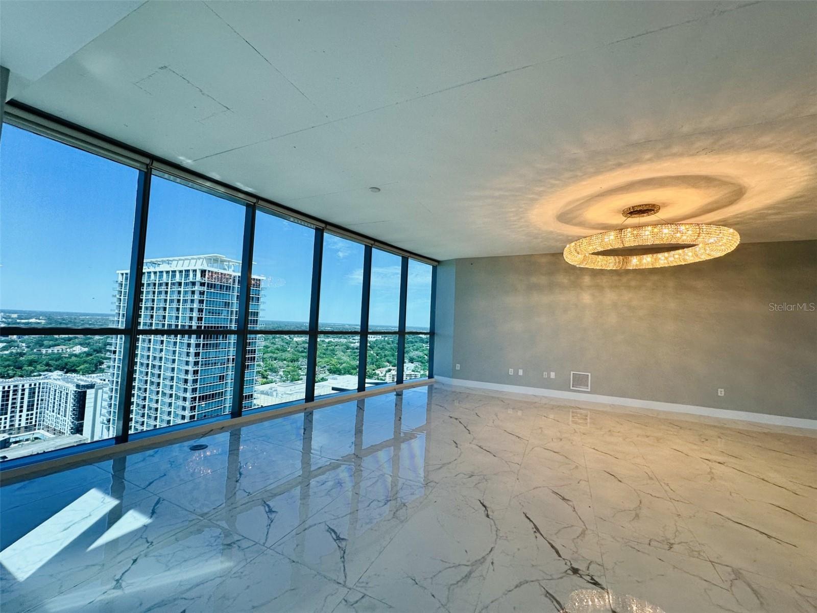 111-3 Washington Street, FL