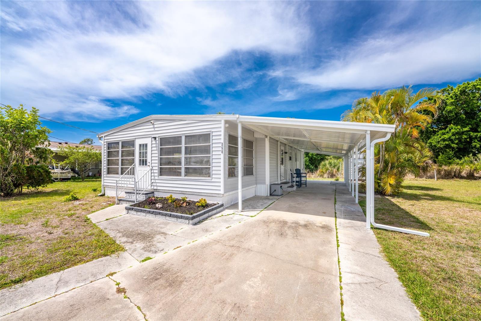 258 Via De Luna, FL