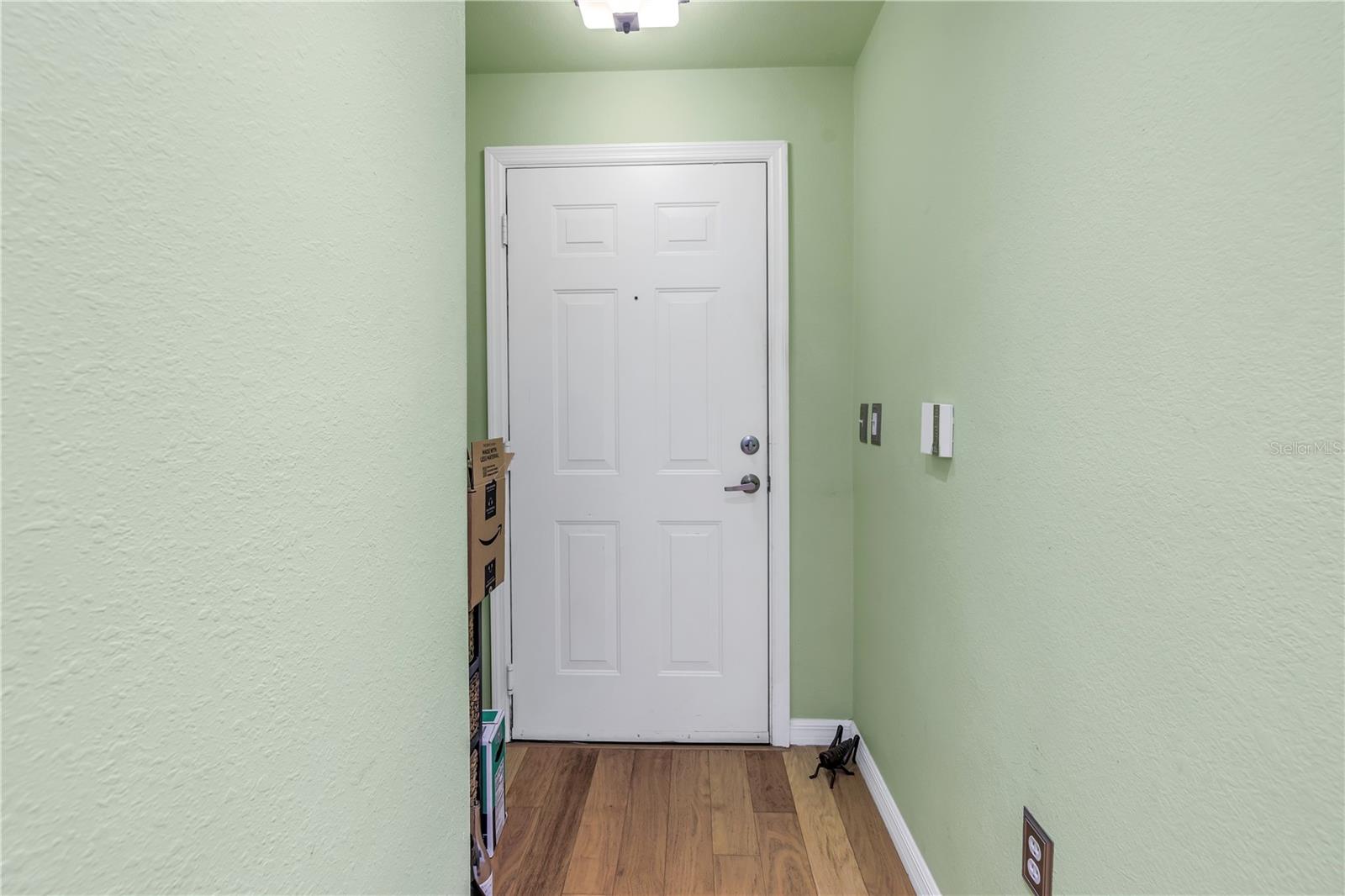 100 4th Avenue, FL