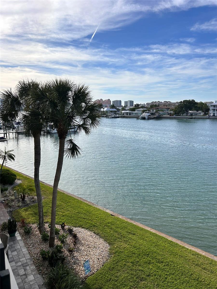 868 Bayway Boulevard, FL