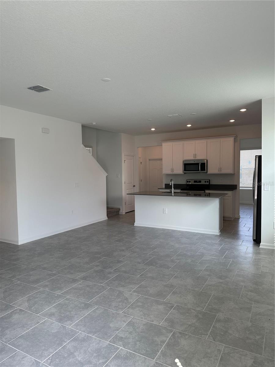 2525 Relaxing Lane, FL
