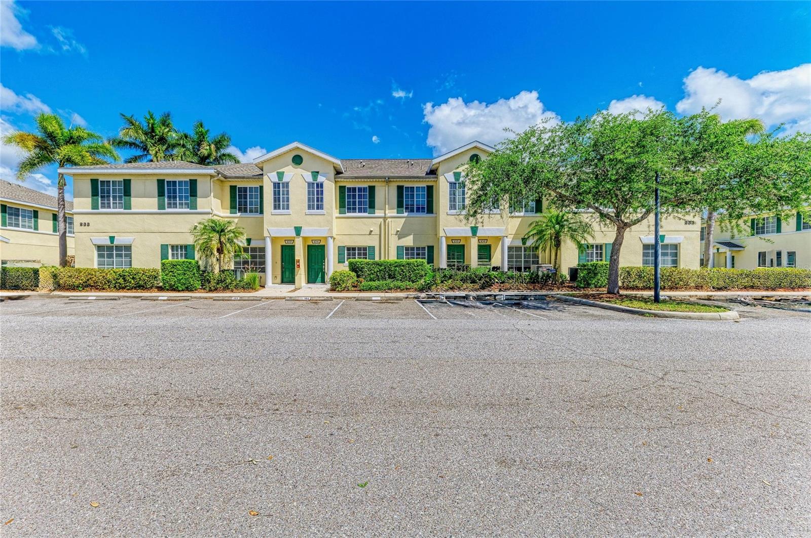 233 Cape Harbour Loop, FL