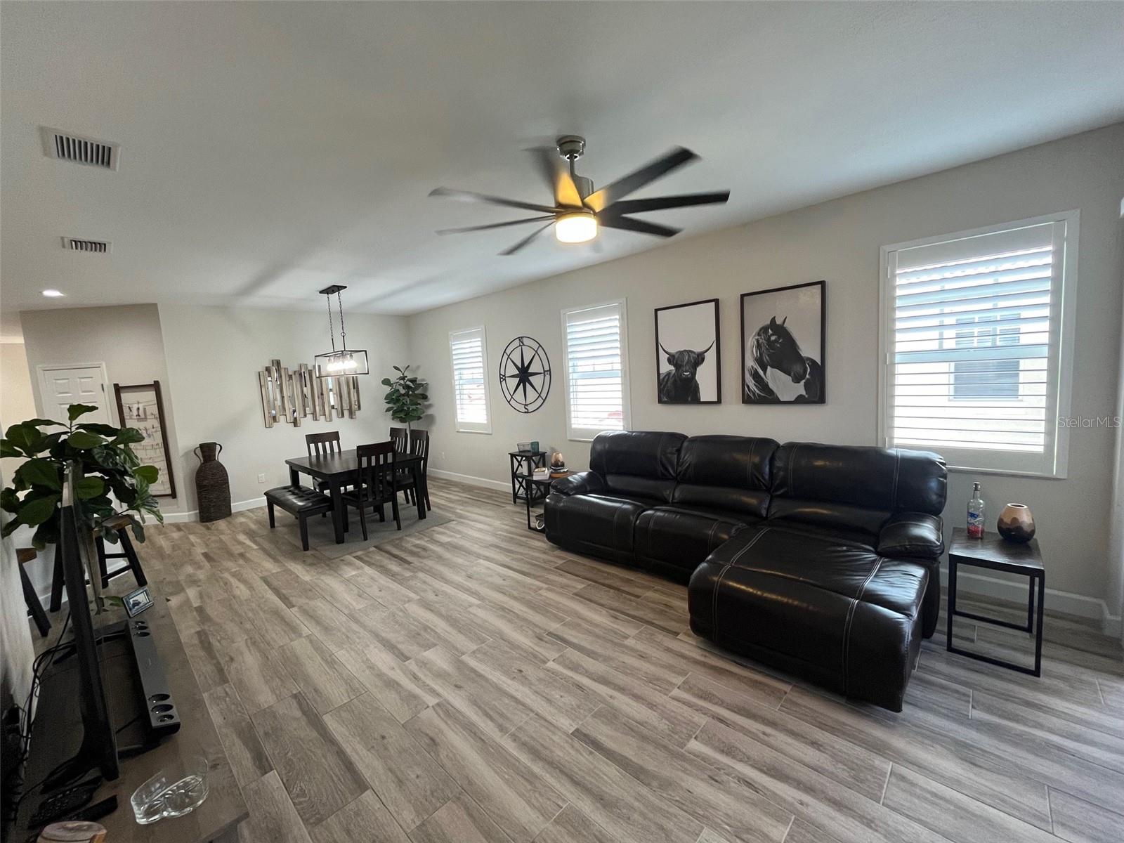 240 End Drive, FL