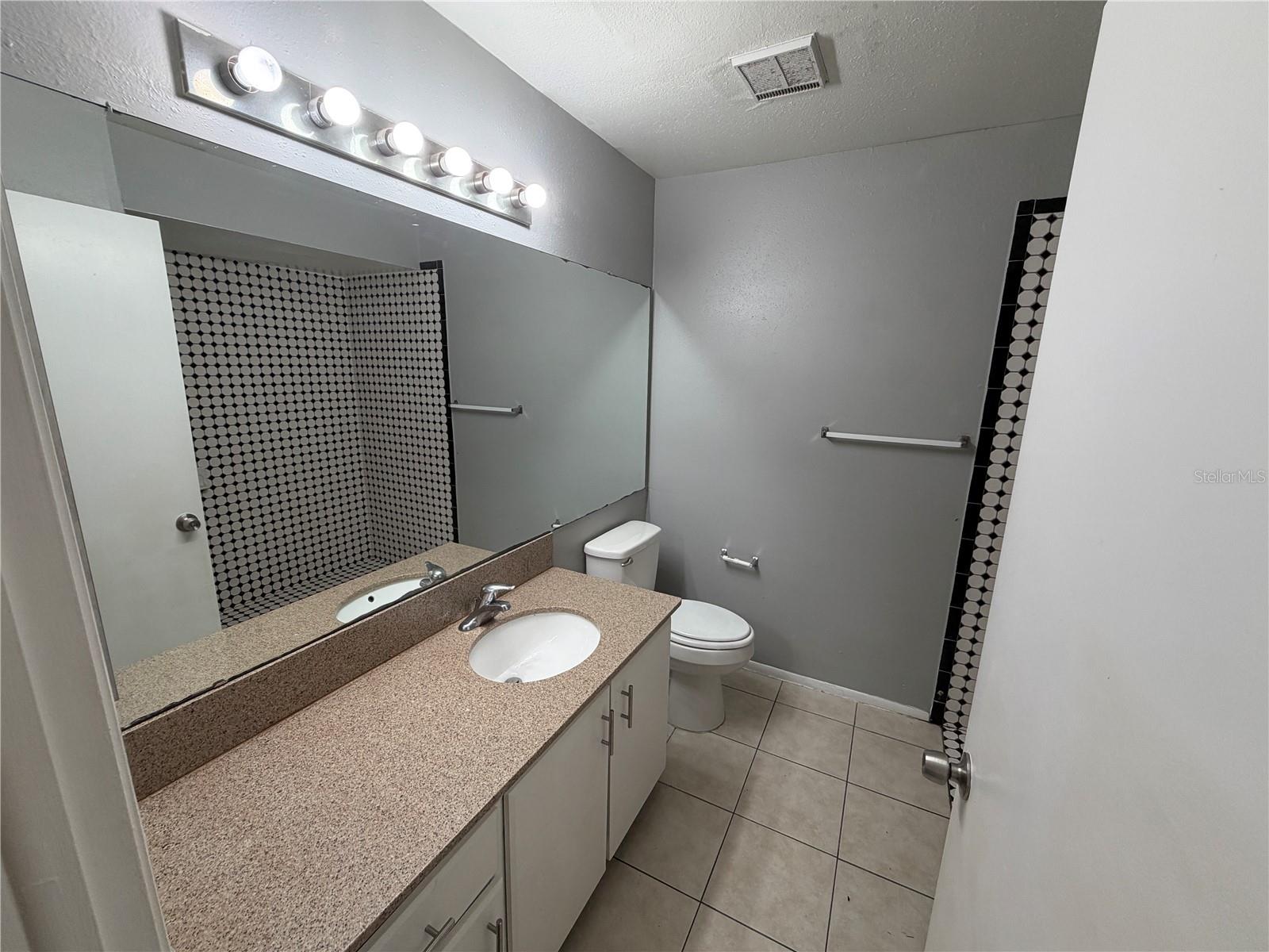 1956 Lake Atriums Circle, FL