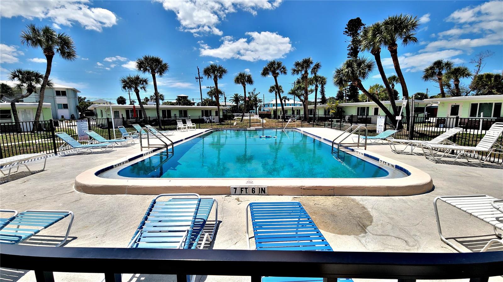 ENGLEWOOD, FL