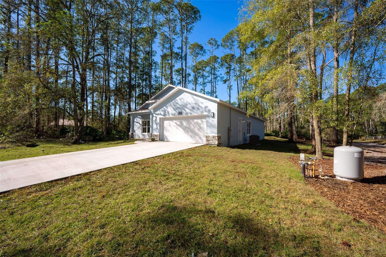 2390 9th Ave, FL