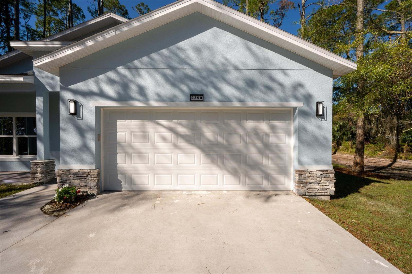 2390 9th Ave, FL