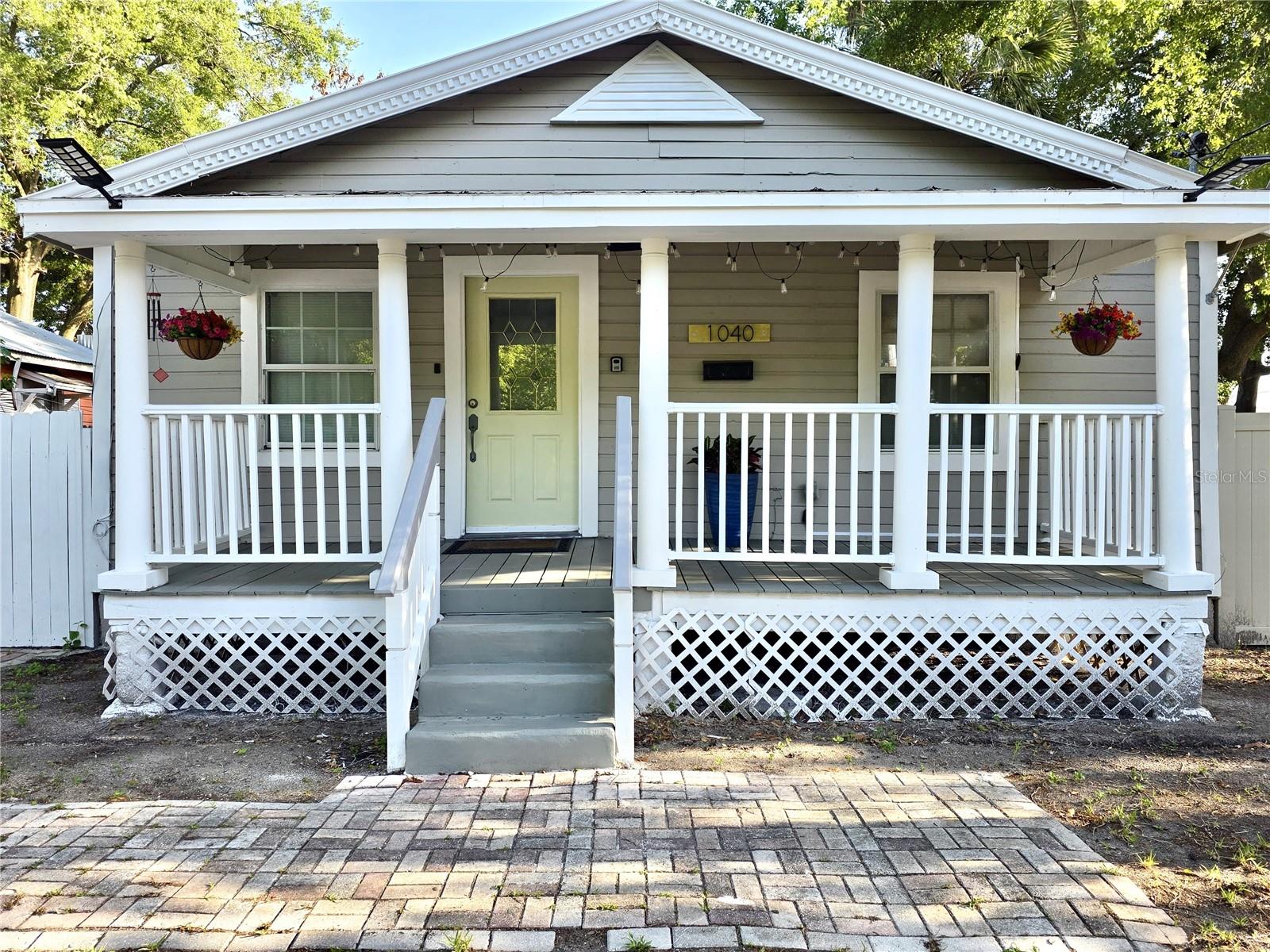 1040 Randall Street, FL