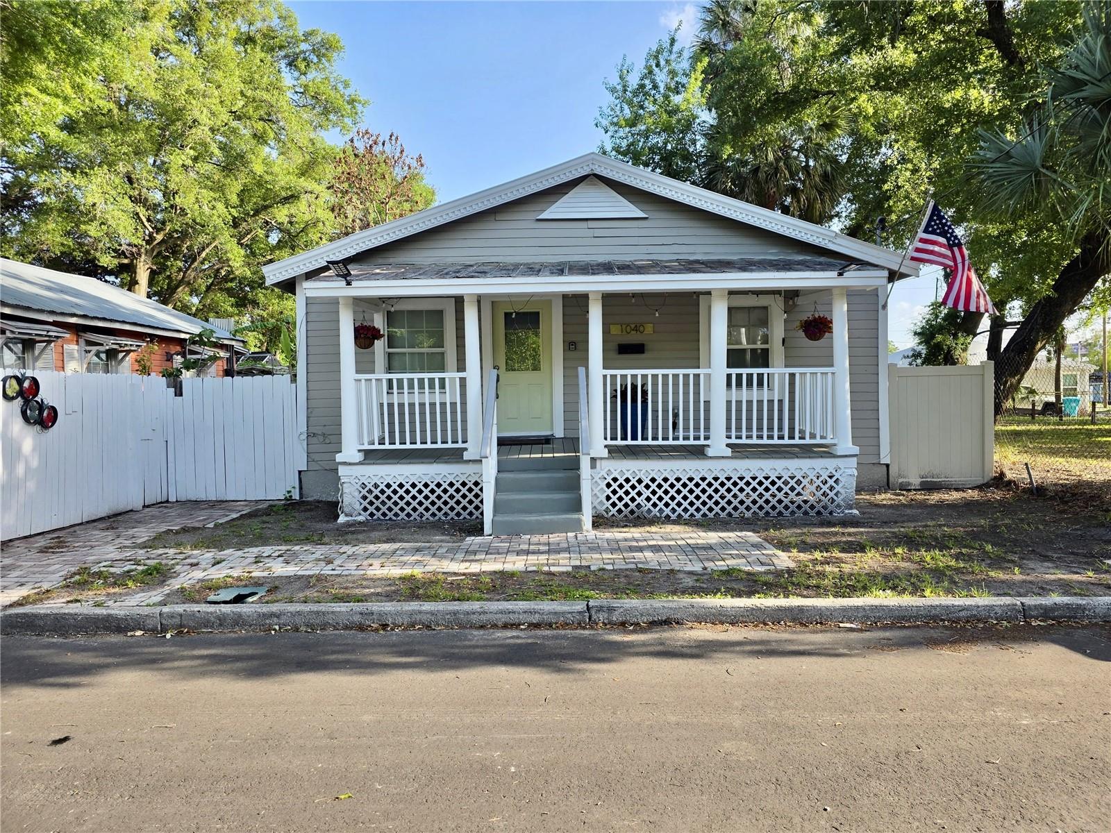 1040 Randall Street, FL