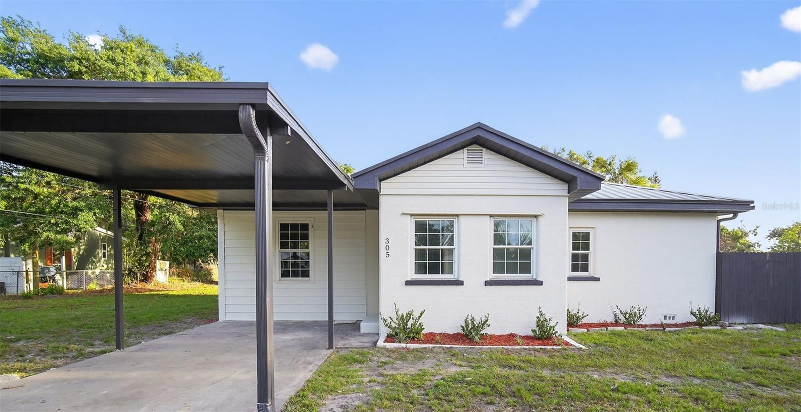 305 Hennessee Street, FL