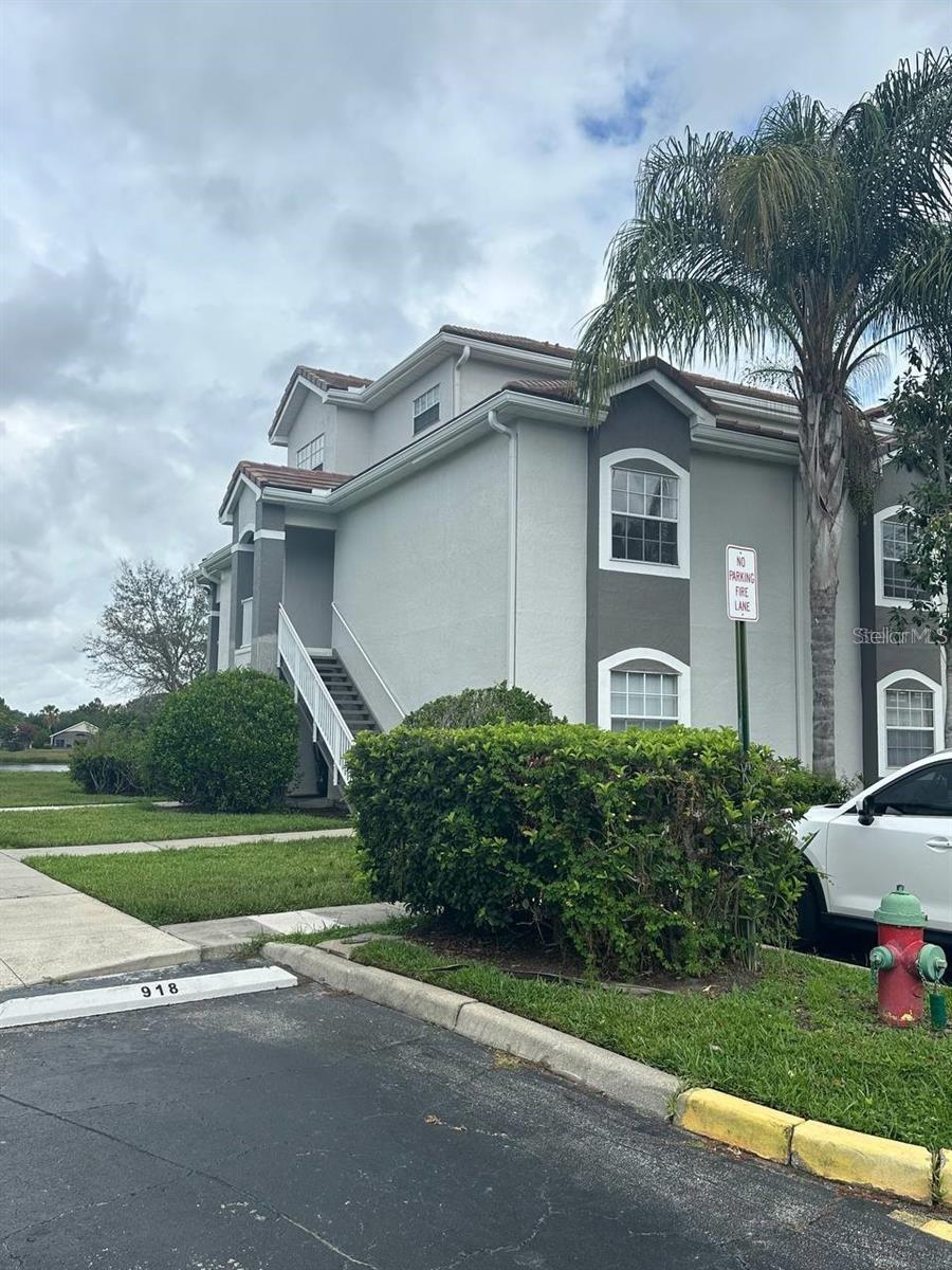 13929 Fairway Island Drive, FL