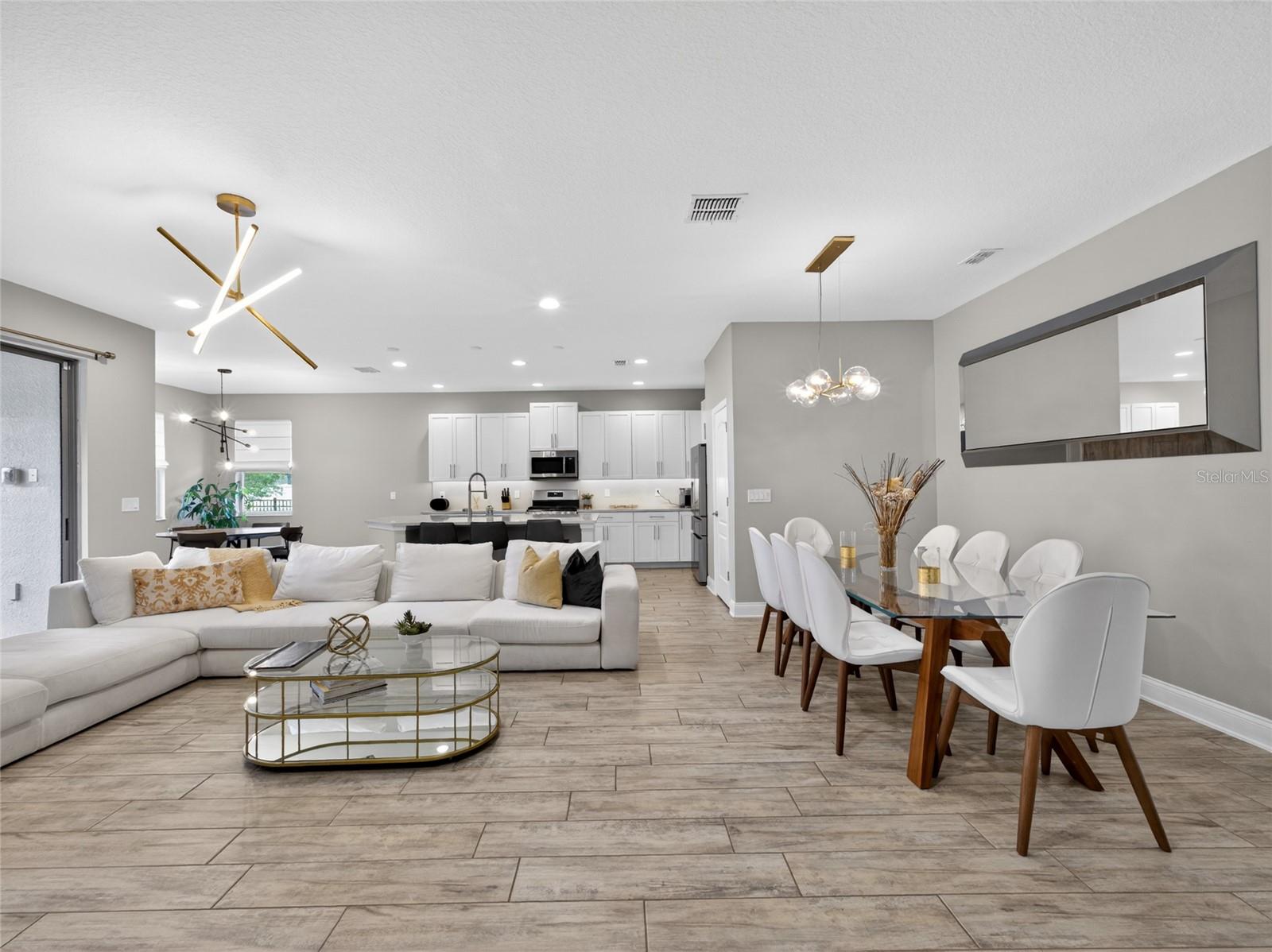 11209 Lemon Lake Boulevard, FL