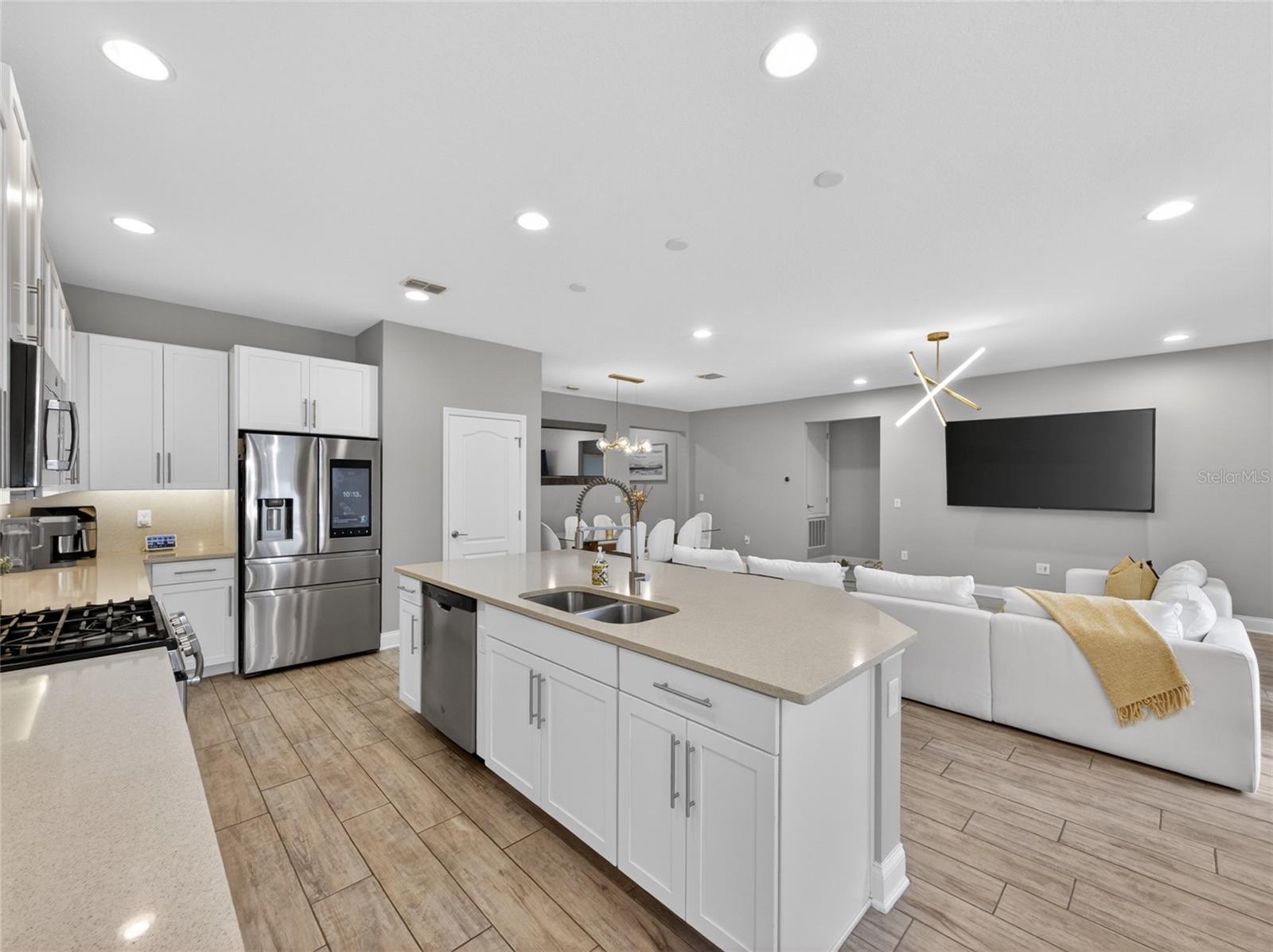 11209 Lemon Lake Boulevard, FL