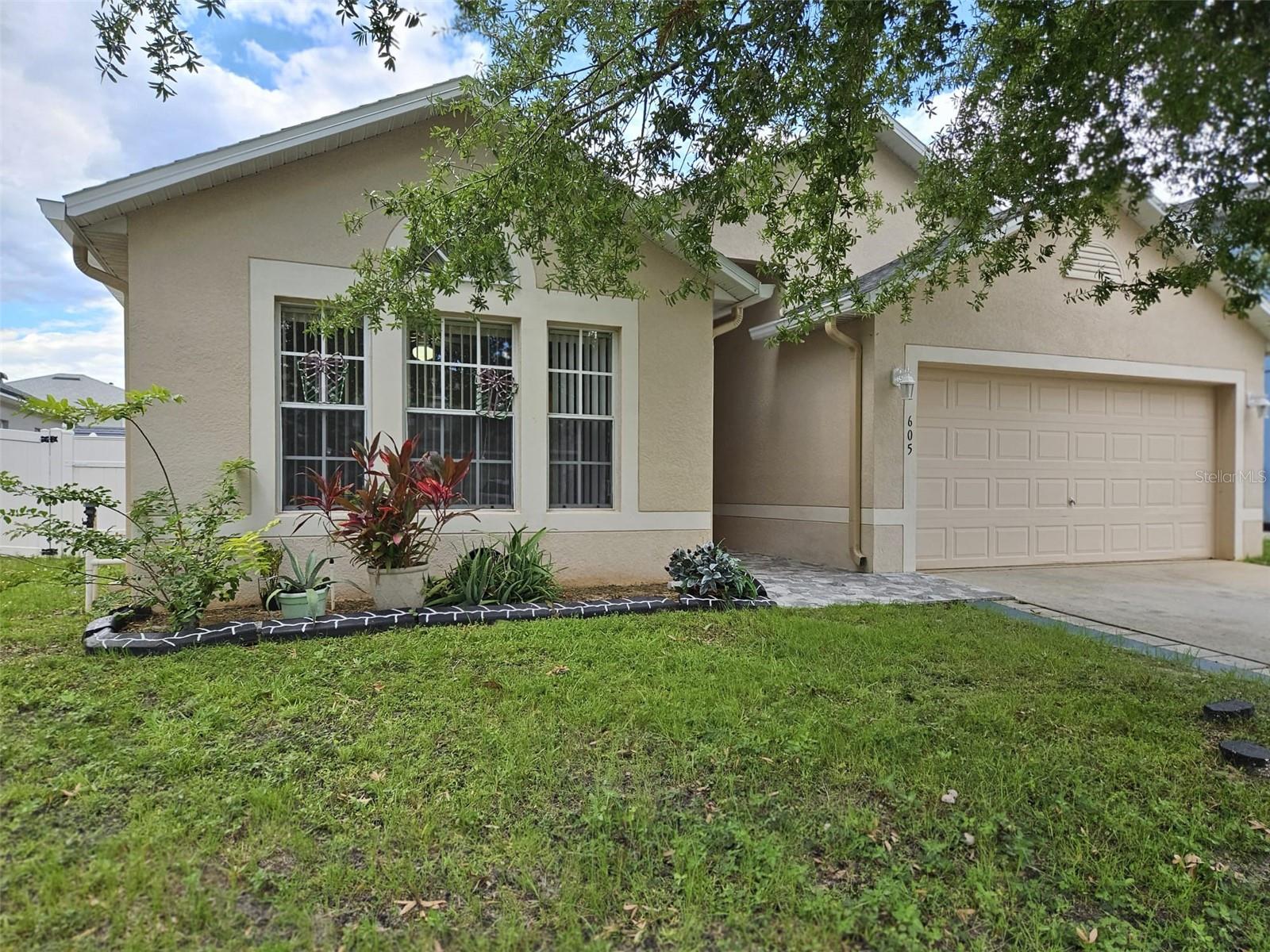 605 Blake Avenue, FL