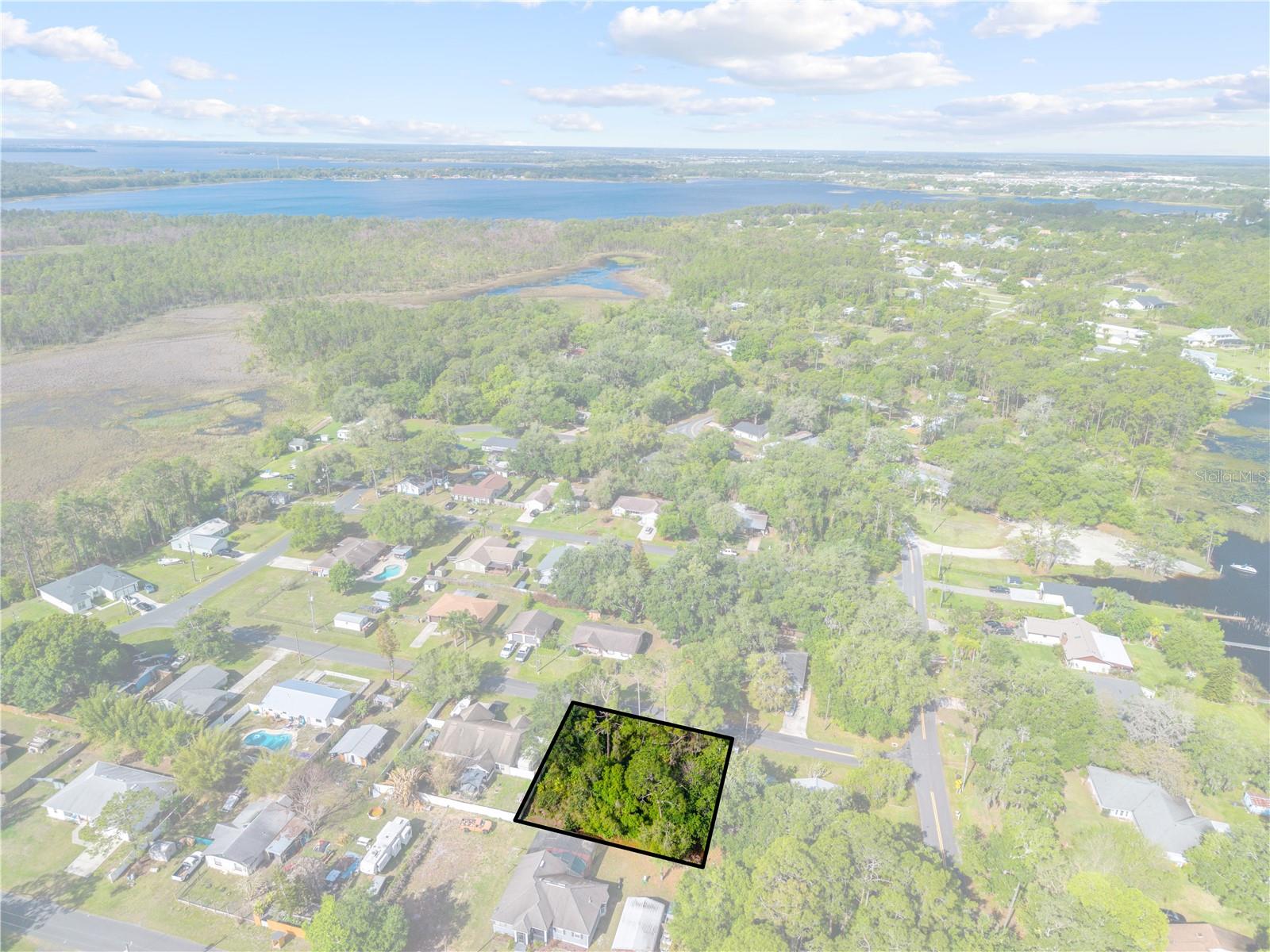 Burton Dr, FL