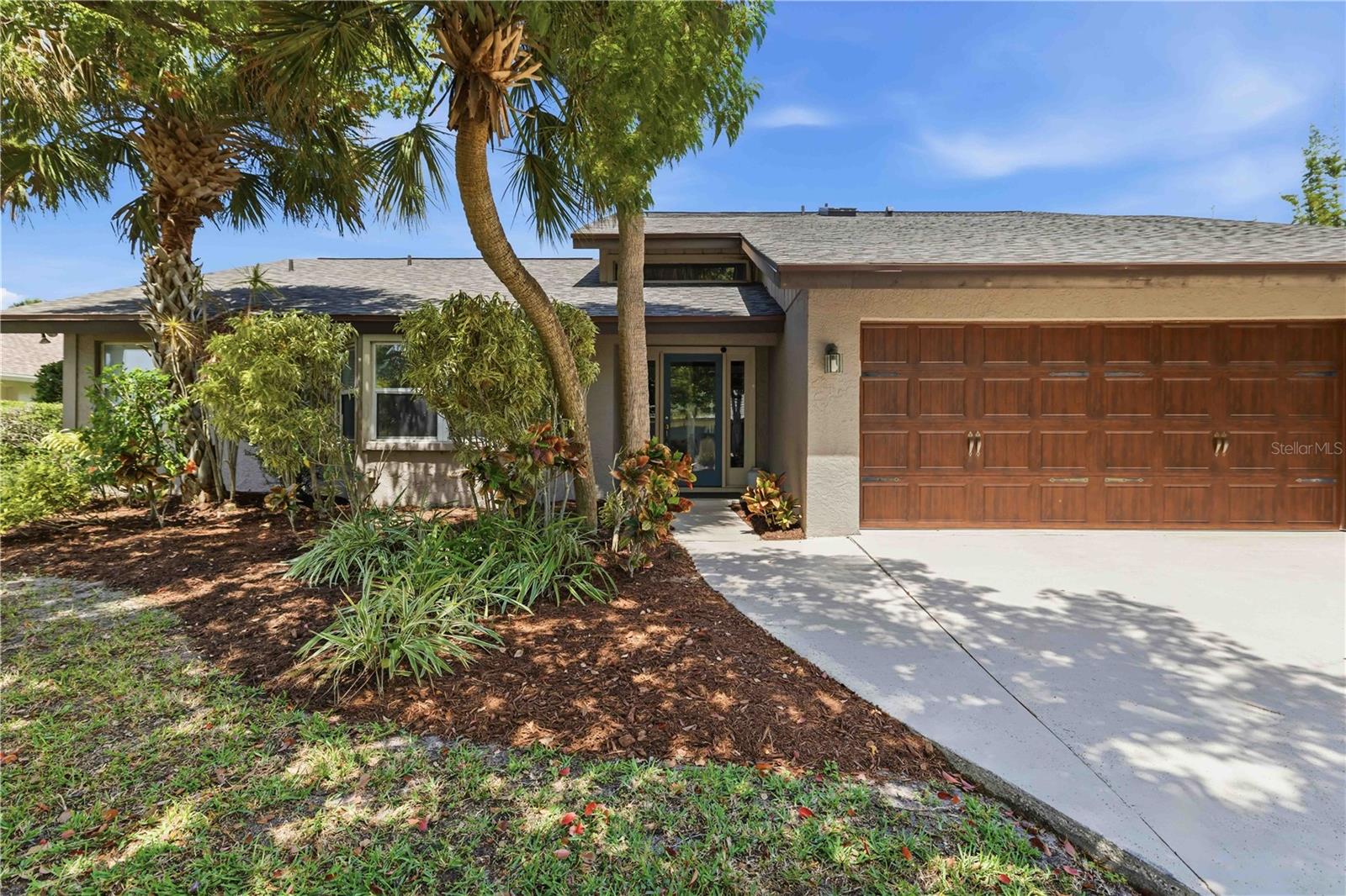 3953 Prairie Dunes Drive, FL