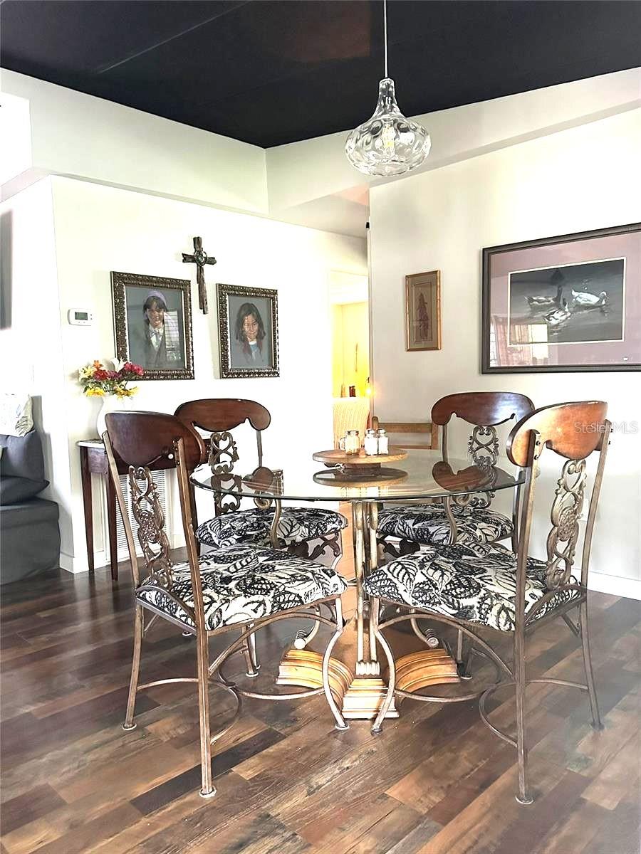 6456 Presidential Circle, FL