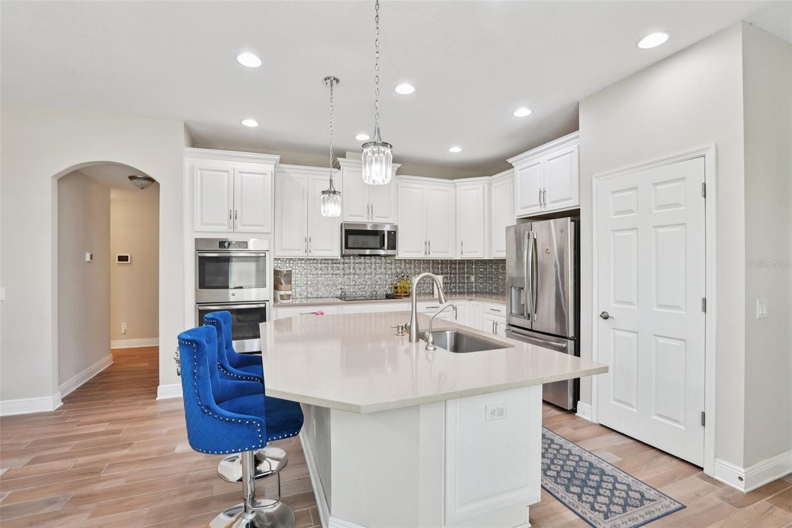 10740 Pleasant Knoll Drive, FL