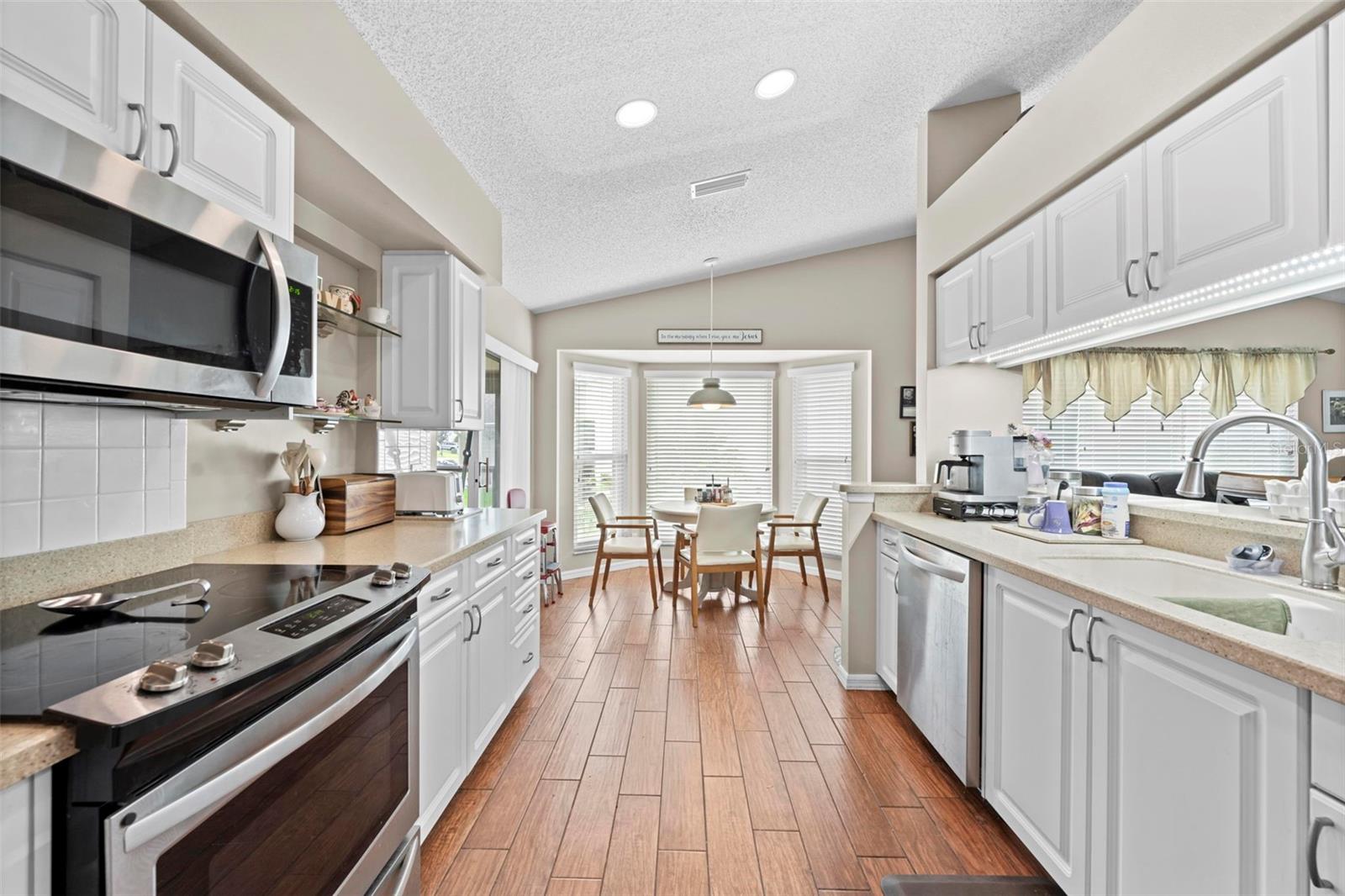 2552 Crystal Lake Drive, FL