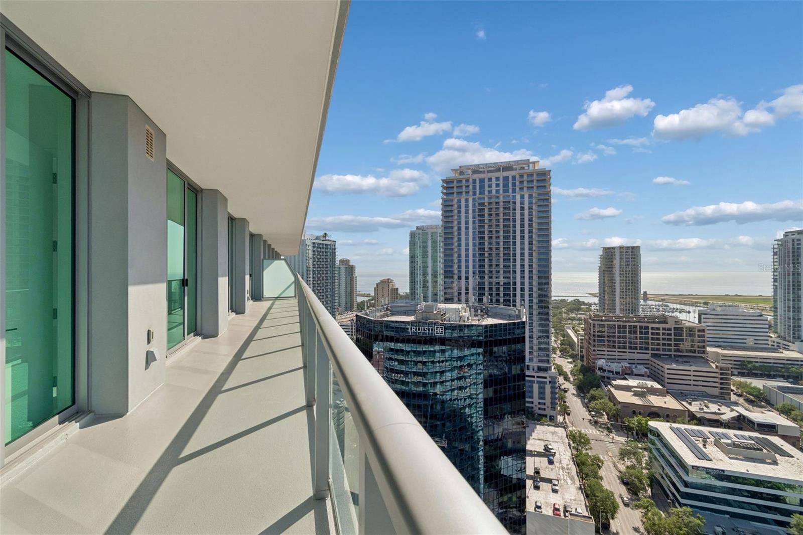400 Central Avenue, FL