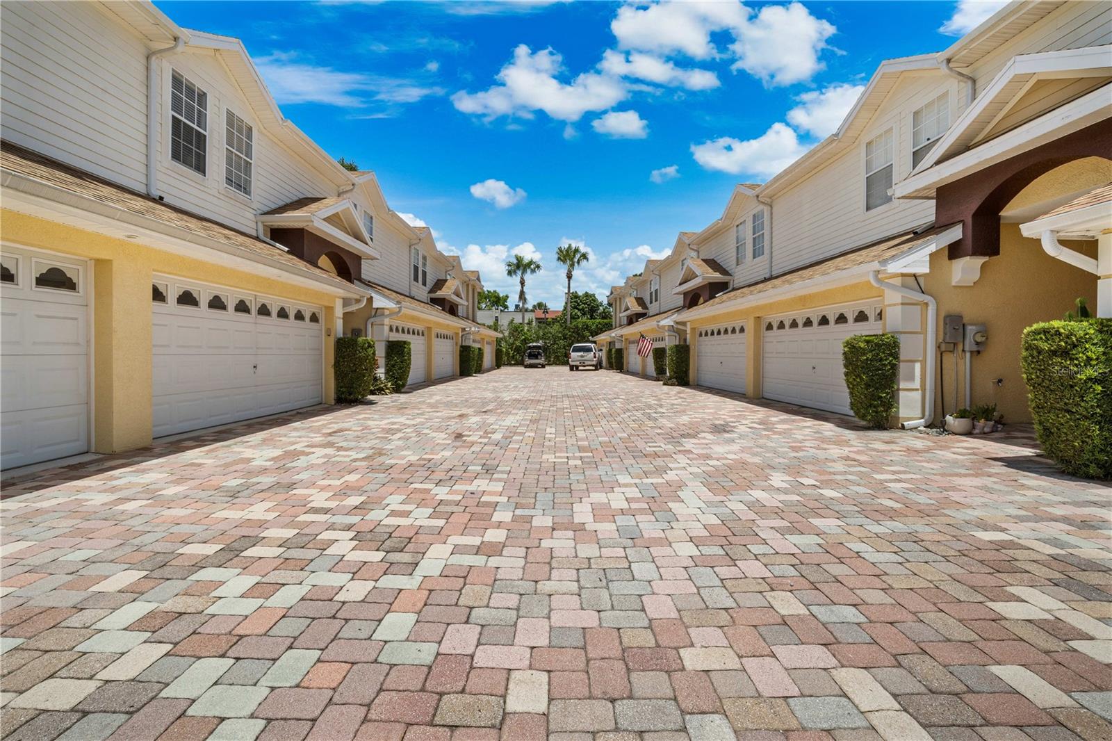 2974 Estancia Place, FL