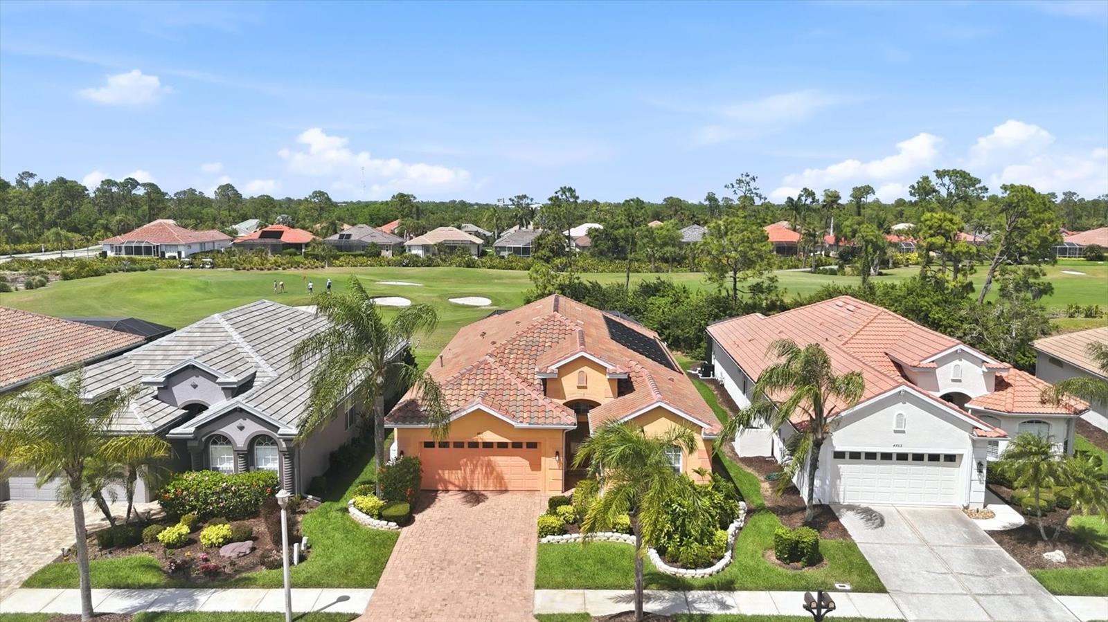 4811 Blue Heron Circle, FL