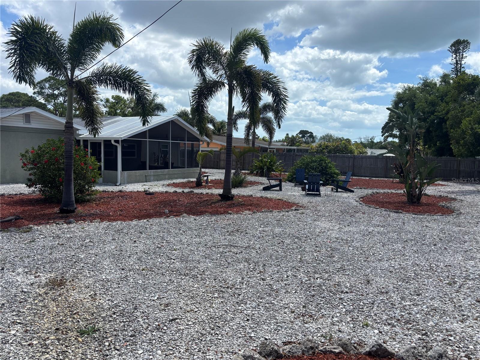 1008 Estremadura Drive, FL