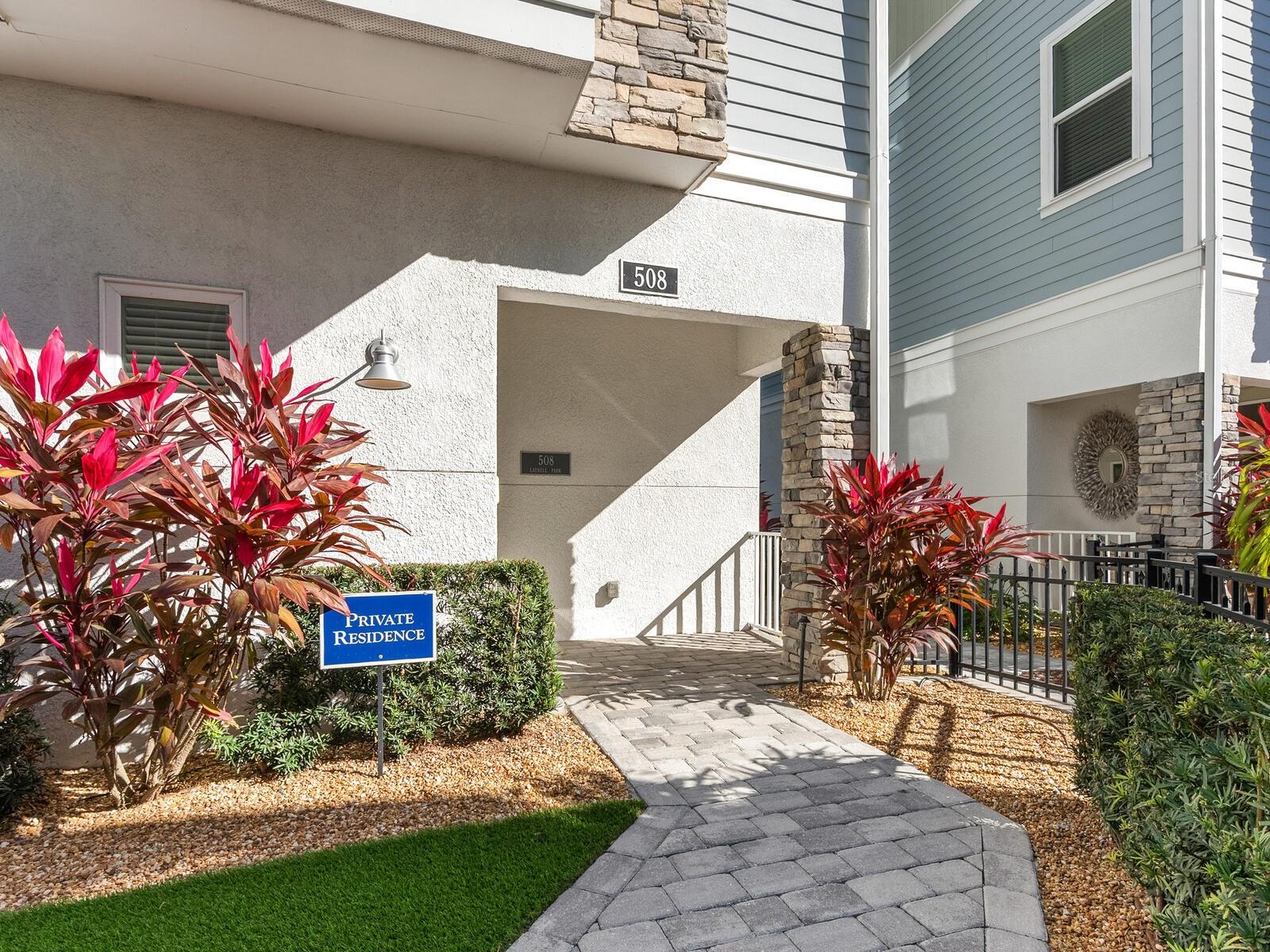 508 Laurel Park Drive, FL