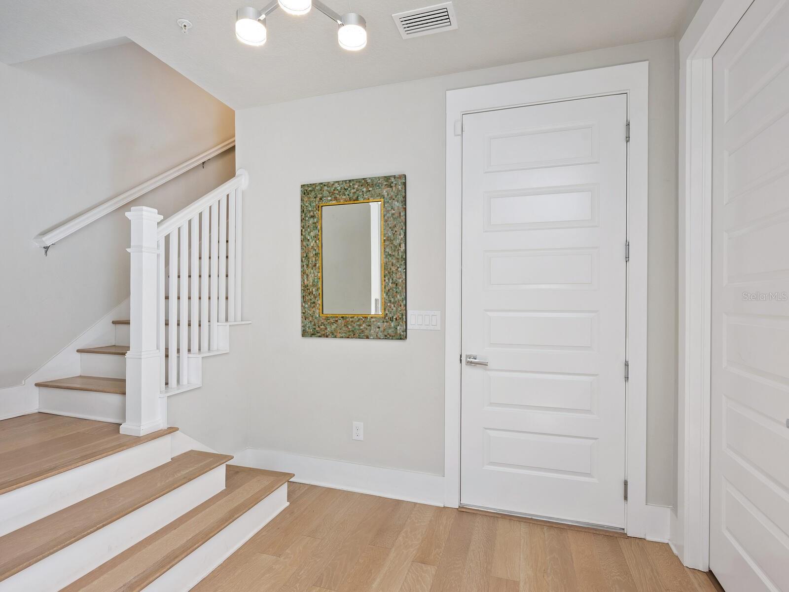 508 Laurel Park Drive, FL