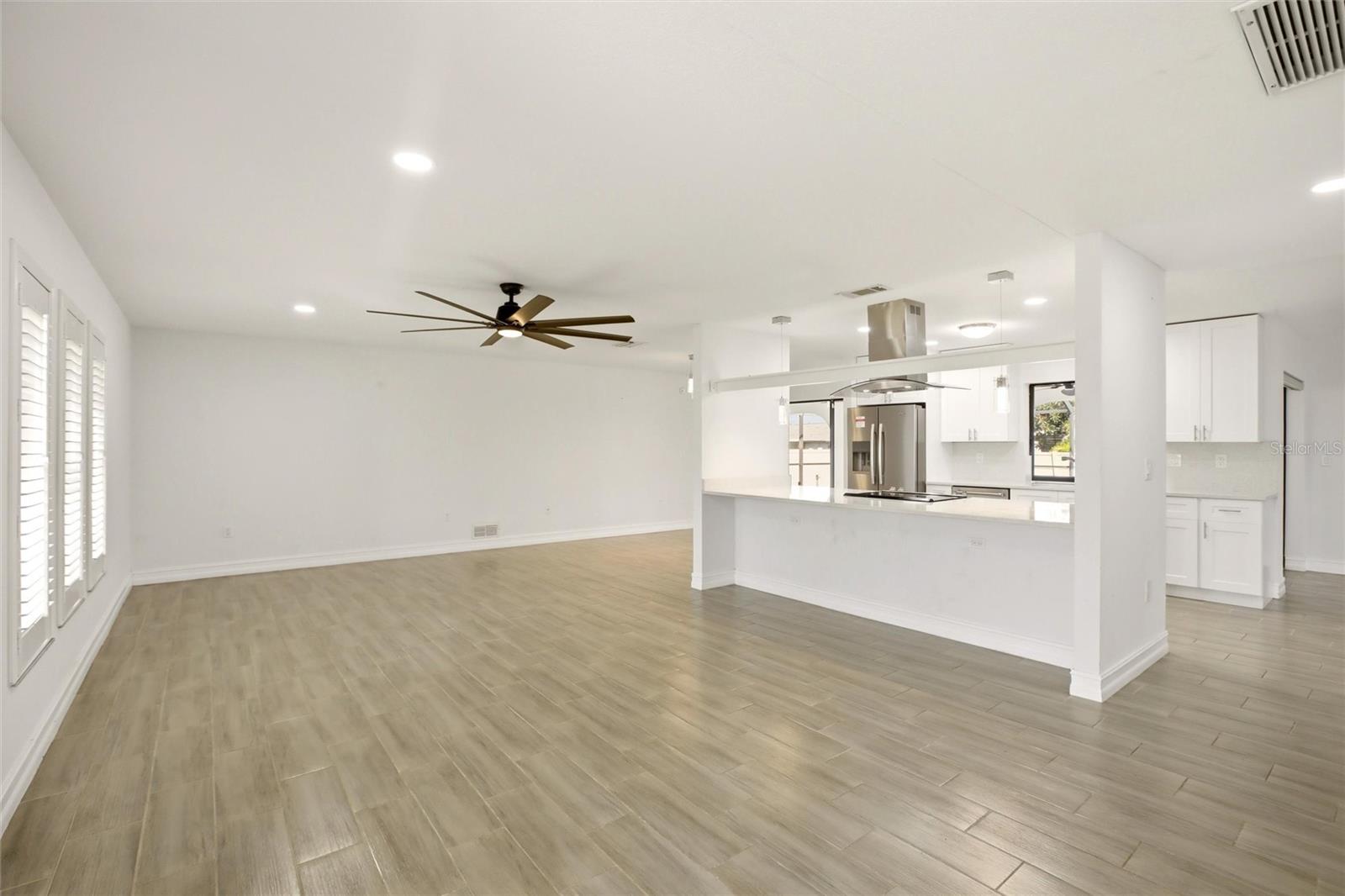 176 Waterway Drive, FL