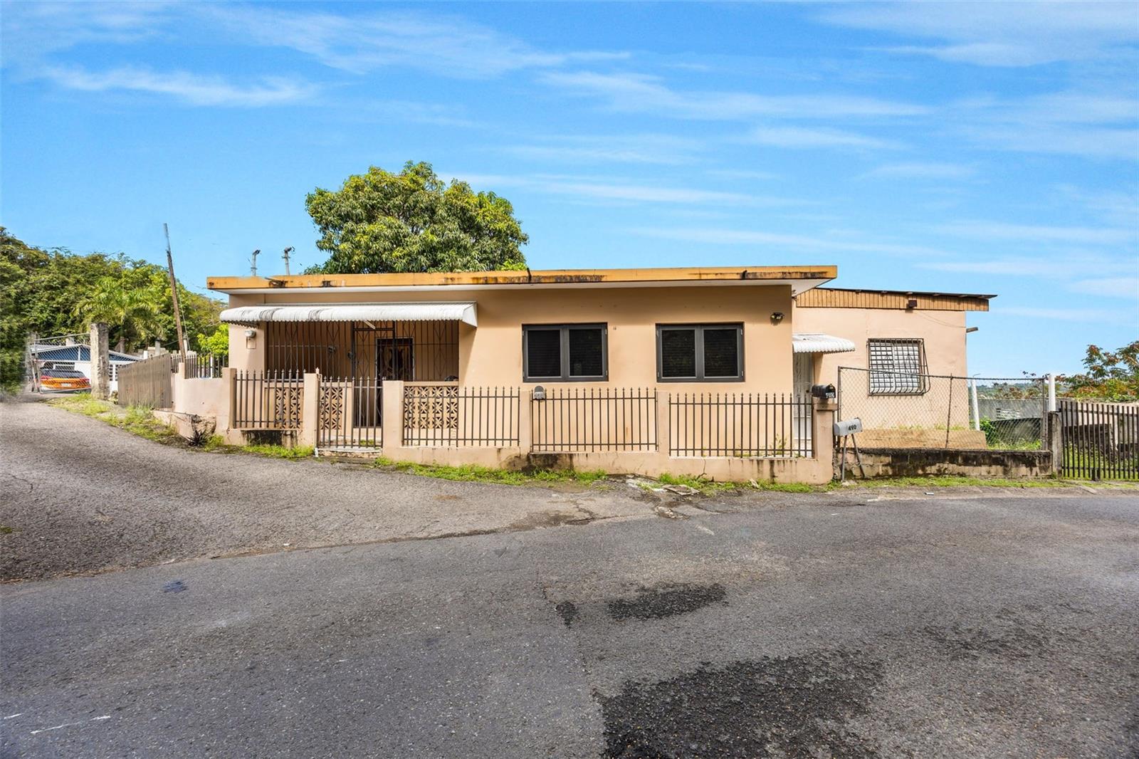 Bo Rio Hondo Solar 6, Pr, Puerto Rico,00680, PR