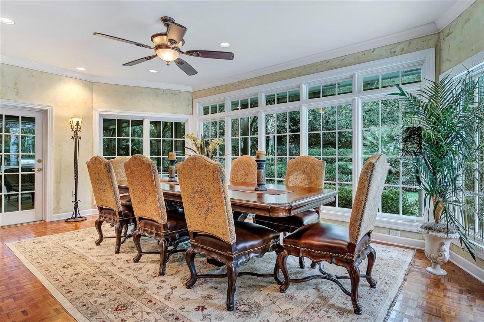 2300 Scenic Highway, FL