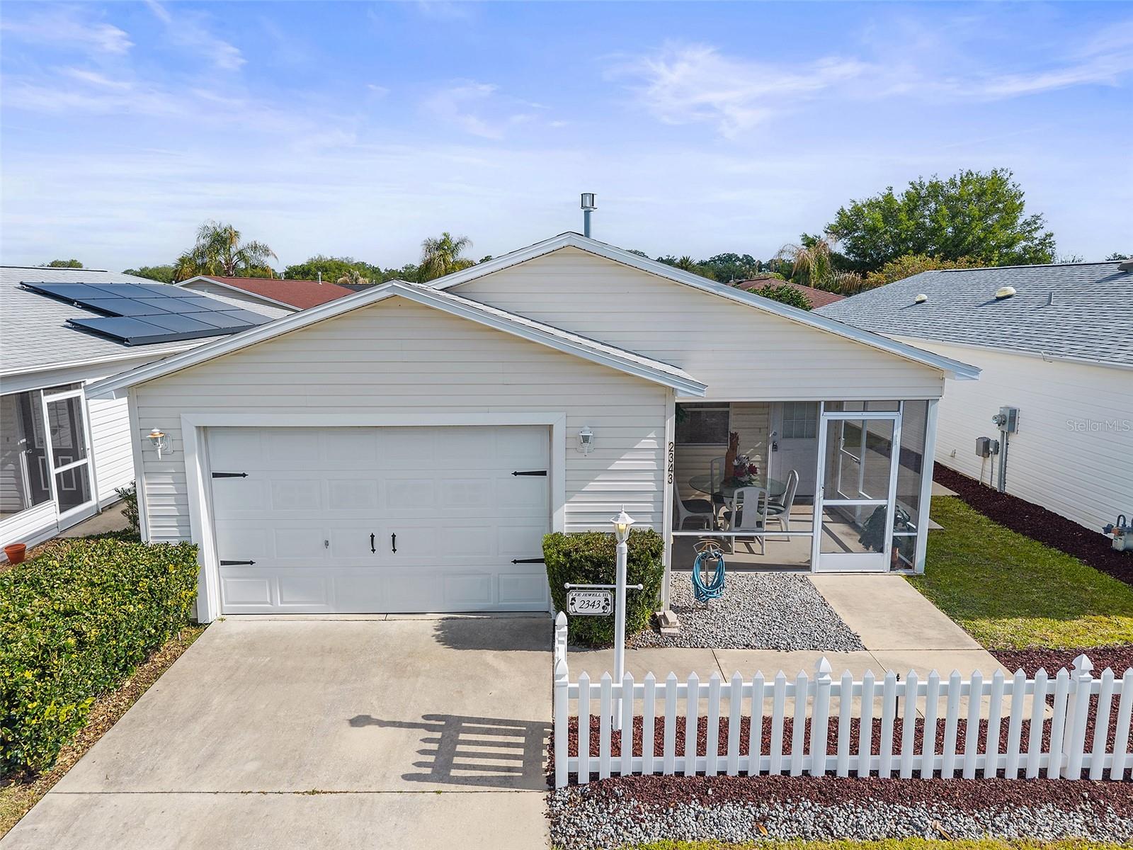 2343 Pine Ridge Street, FL