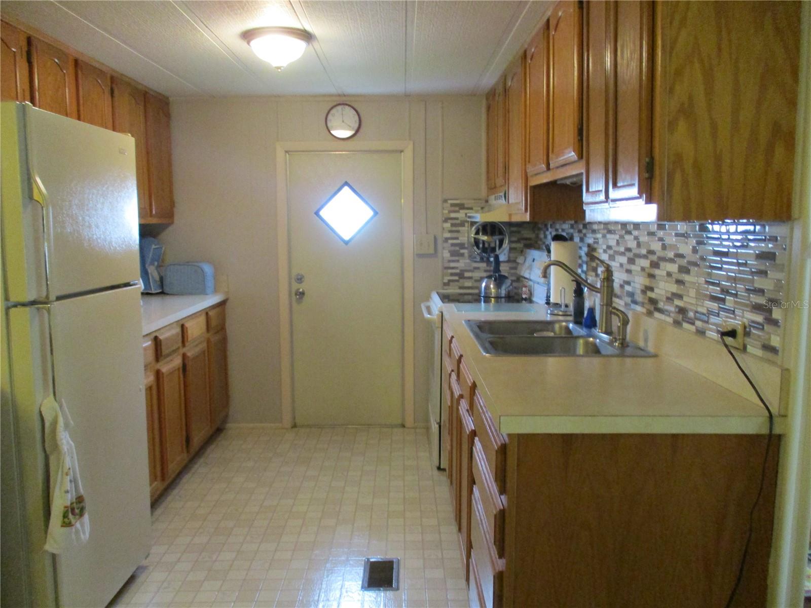 5009 8th B Street, FL
